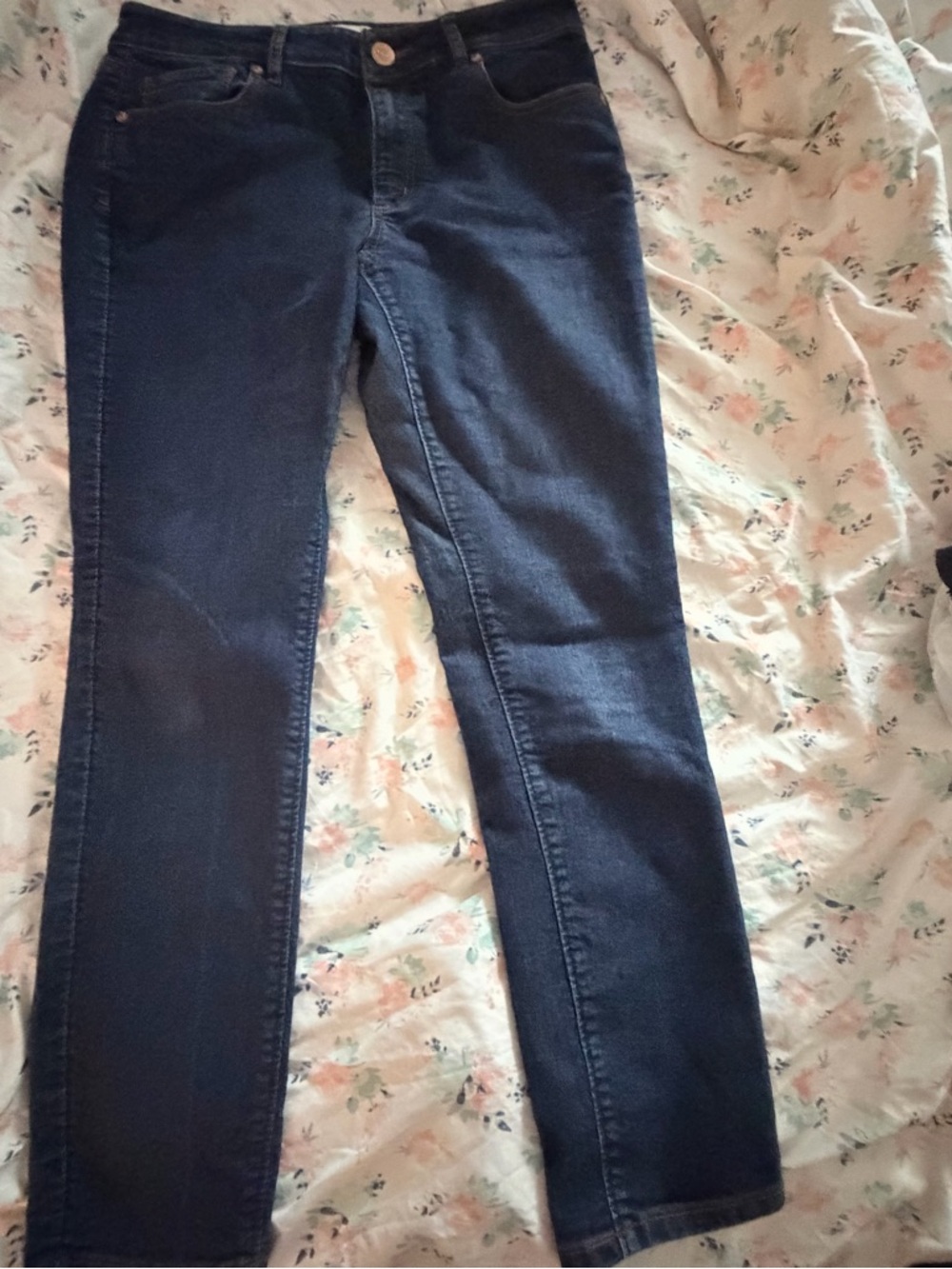 LOFT Curvy Skinny Jeans - Dark Wash - Size 6 / 28